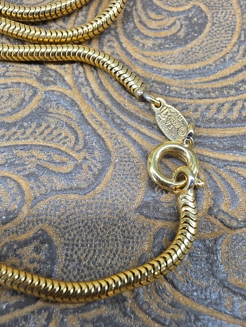Vintage Grosse 73 Germany Signed Gold Tone Snake Chain Necklace - Picture 2 of 4
